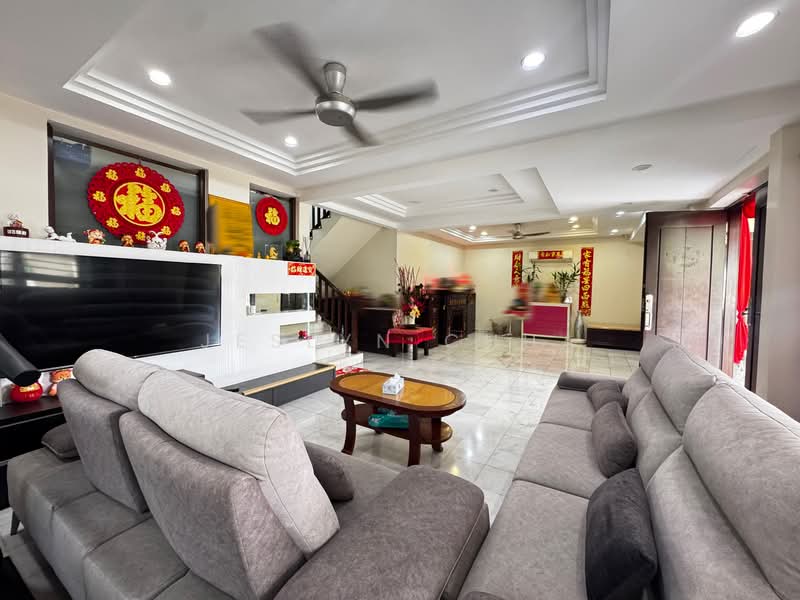 Rumah Berkembar untuk Dijual di Shah Alam (Selangor) - Jeslyn Chua - Living Room - PropertyGuru.com.my