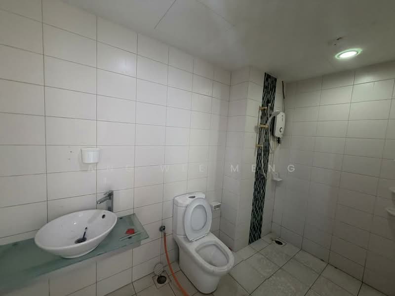 Service Residence for Rent at Greenfield Regency - Ang Wee Meng - Bathroom - PropertyGuru.com.my