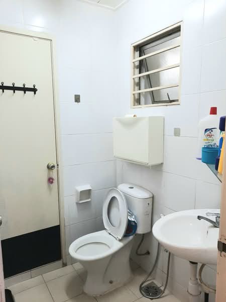 Townhouse for Rent in Puchong (Selangor) - Jessica Tai - Bathroom - PropertyGuru.com.my