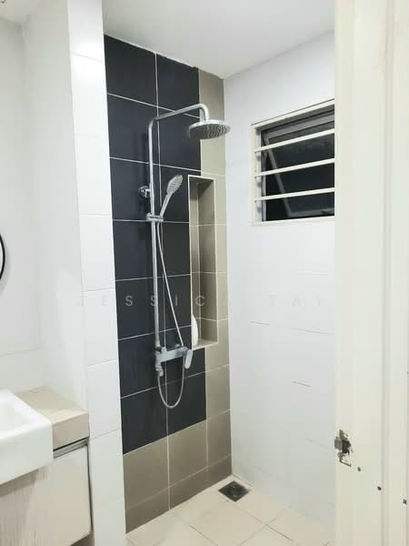 Townhouse for Rent in Puchong (Selangor) - Jessica Tai - Bathroom - PropertyGuru.com.my
