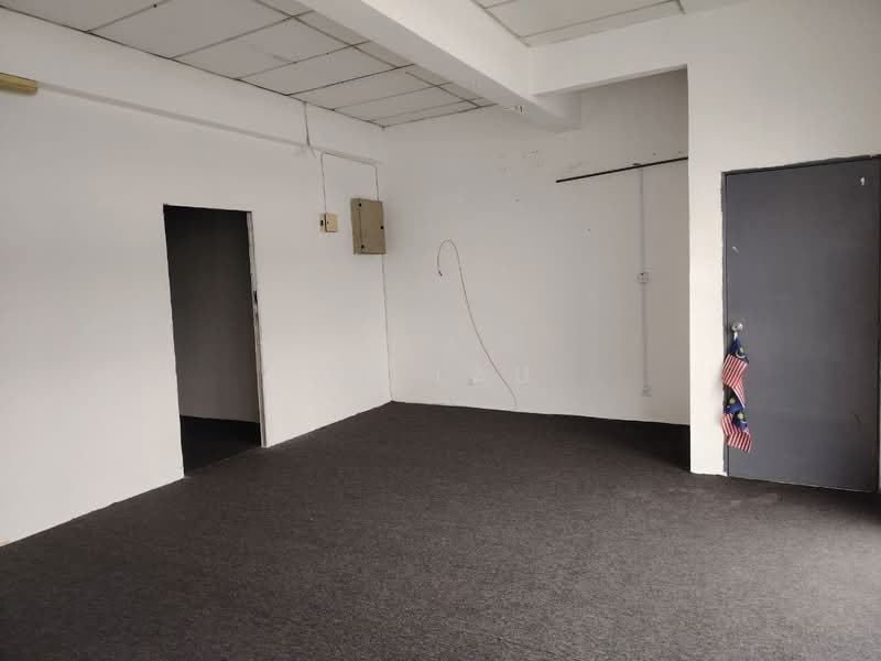 Office for Rent in Taman Puncak Jalil (Seri Kembangan) - HL Lau - Interior - PropertyGuru.com.my