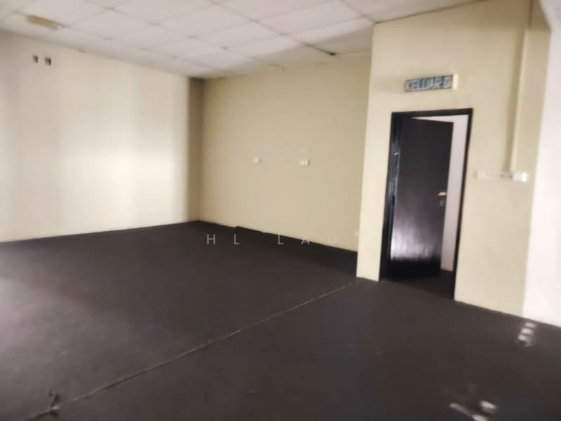 Office for Rent in Taman Puncak Jalil (Seri Kembangan) - HL Lau - Interior - PropertyGuru.com.my