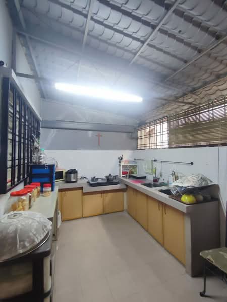 2-storey Terraced House for Sale in Taman Putra Prima (Puchong) - Sunny Chua - Kitchen - PropertyGuru.com.my