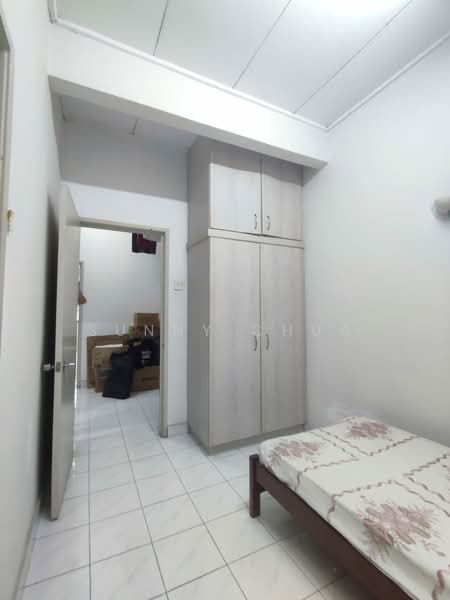 2-storey Terraced House for Sale in Taman Putra Prima (Puchong) - Sunny Chua - Bedroom - PropertyGuru.com.my