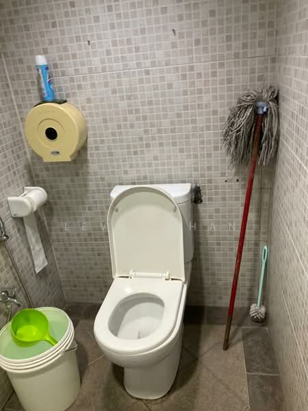 Kedai untuk Disewa di Taman Tun Dr Ismail (Kuala Lumpur) - Levis Chan - Bathroom - PropertyGuru.com.my