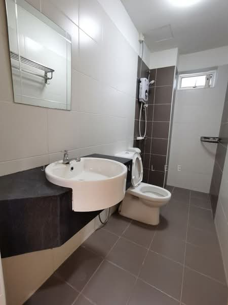 Apartment for Sale at Idaman Residence - Jocelyn Lee - Bathroom - PropertyGuru.com.my