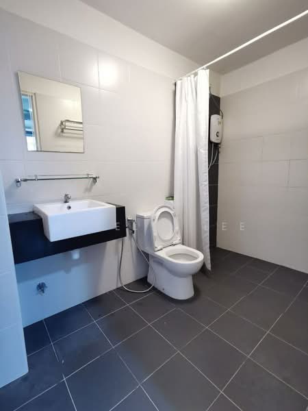 Apartment for Sale at Idaman Residence - Jocelyn Lee - Bathroom - PropertyGuru.com.my