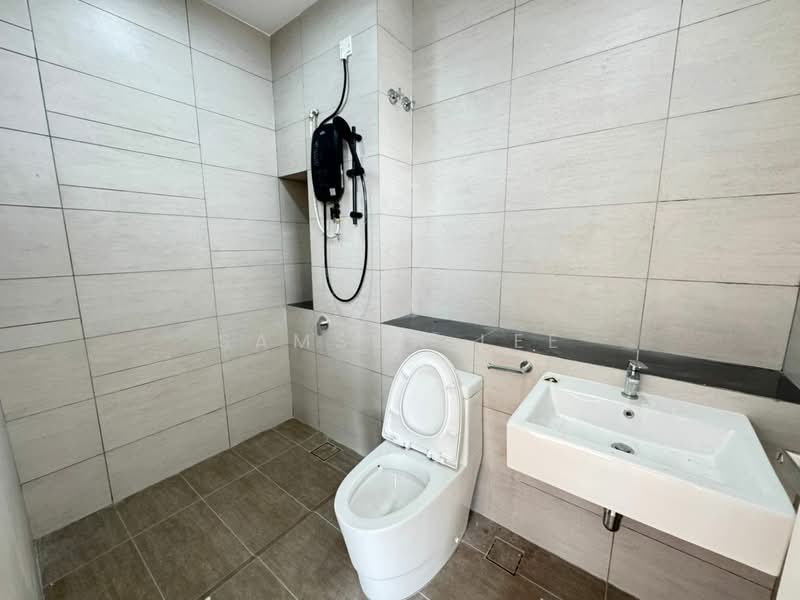 2-storey Terraced House for Rent in Kota Emerald (Rawang) - Samson Lee - Bathroom - PropertyGuru.com.my