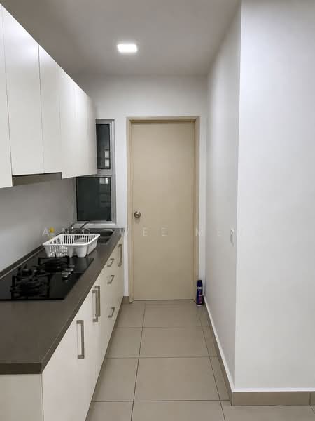 Servis Apartment untuk Dijual di Greenfield Regency - Ang Wee Meng - Kitchen - PropertyGuru.com.my