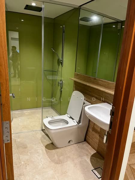 Servis Apartment untuk Disewa di Sky Suites @ KLCC - Nicole Goh - Bathroom - PropertyGuru.com.my