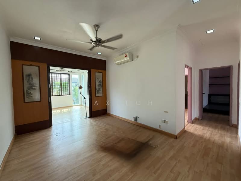 Semi-Detached House for Rent in Taman Mount Austin (Tebrau) - Max Loh - Living Room - PropertyGuru.com.my
