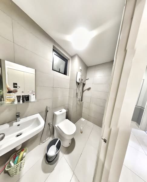 Condominium for Sale at The Haute Gurney - Mohd Azizy bin Zainal - Bathroom - PropertyGuru.com.my