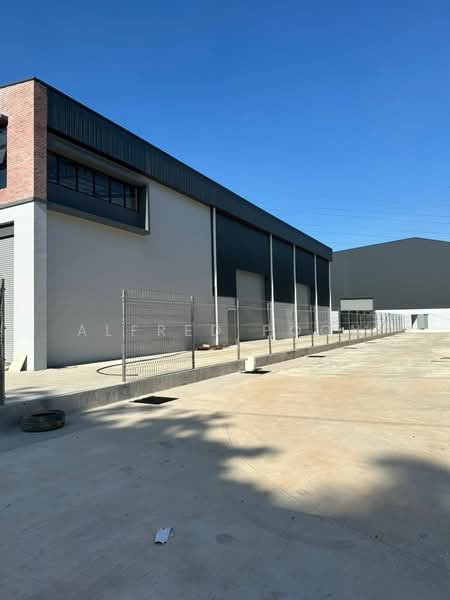 Semi-D Factory for Rent in Perai (Penang) - Alfred Poon - Exterior - PropertyGuru.com.my