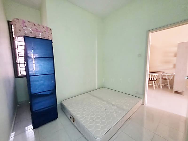 Rumah Teres 1 Tingkat untuk Dijual di Taman JP Perdana (Johor Bahru) - Lywen Thye - Bedroom - PropertyGuru.com.my