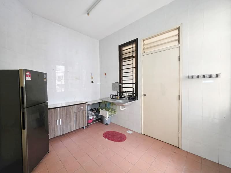 Rumah Teres 1 Tingkat untuk Dijual di Taman JP Perdana (Johor Bahru) - Lywen Thye - Kitchen - PropertyGuru.com.my