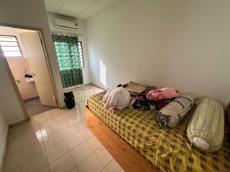 Terraced House for Rent in Shah Alam (Selangor) - Zaimah Zamri - Bedroom - PropertyGuru.com.my