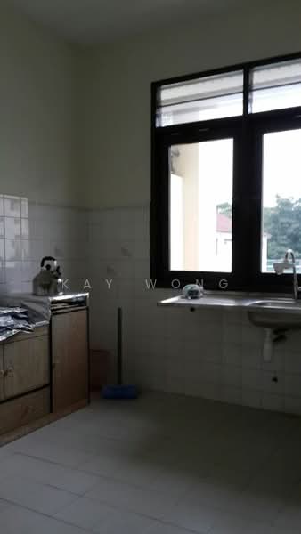 Pangsapuri untuk Dijual di Lavinia Apartments - Kay Wong - Kitchen - PropertyGuru.com.my