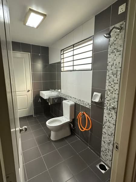 Rumah Teres 2 Tingkat untuk Dijual di Bandar Bukit Raja (Klang) - Calvin Lim - Bathroom - PropertyGuru.com.my