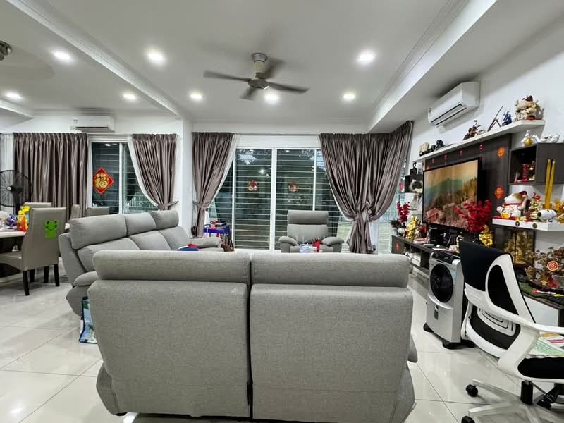 Bungalow for Sale in Seri Kembangan (Selangor) - CL Chin - Living Room - PropertyGuru.com.my