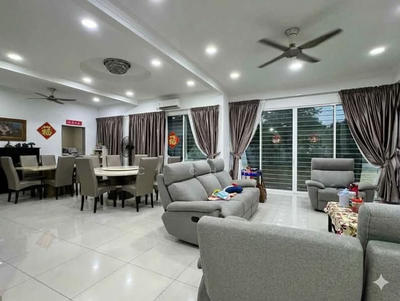 Bungalow for Sale in Seri Kembangan (Selangor) - CL Chin - Living Room - PropertyGuru.com.my
