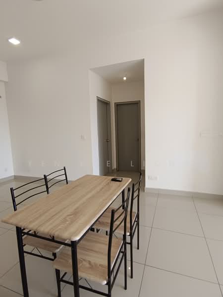 Service Residence for Sale at The Wharf Residence - YEN KEE LIONG - Dining Room - PropertyGuru.com.my