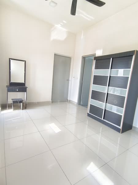 Service Residence for Sale at The Wharf Residence - YEN KEE LIONG - Bedroom - PropertyGuru.com.my