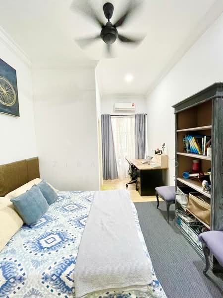 Rumah Teres 3 Tingkat untuk Dijual di Bandar Rinching (Semenyih) - Azira Ahmad - Bedroom - PropertyGuru.com.my