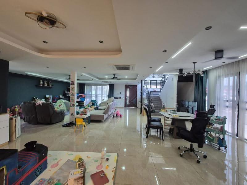 Bungalow House for Sale in Sea Park (Petaling Jaya) - Jordan Tang - Living Room - PropertyGuru.com.my