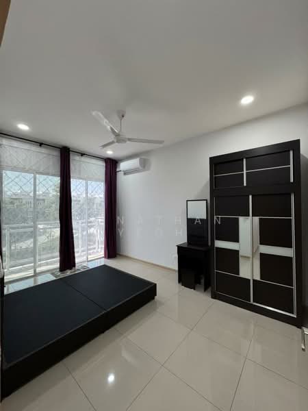 Kondominium untuk Disewa di d'Brightton - Jonathan Yeoh - Bedroom - PropertyGuru.com.my
