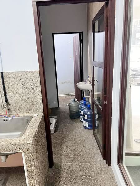Shop for Rent in George Town (Penang) - Allen Yeoh - Interior - PropertyGuru.com.my