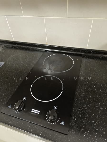 Service Residence for Sale at The Wharf Residence - YEN KEE LIONG - Kitchen - PropertyGuru.com.my
