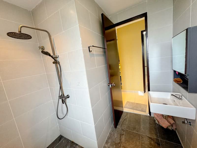 Rumah Teres 2.5 Tingkat untuk Dijual di Seksyen 16 (Shah Alam) - Hafiz Shariff - Bathroom - PropertyGuru.com.my