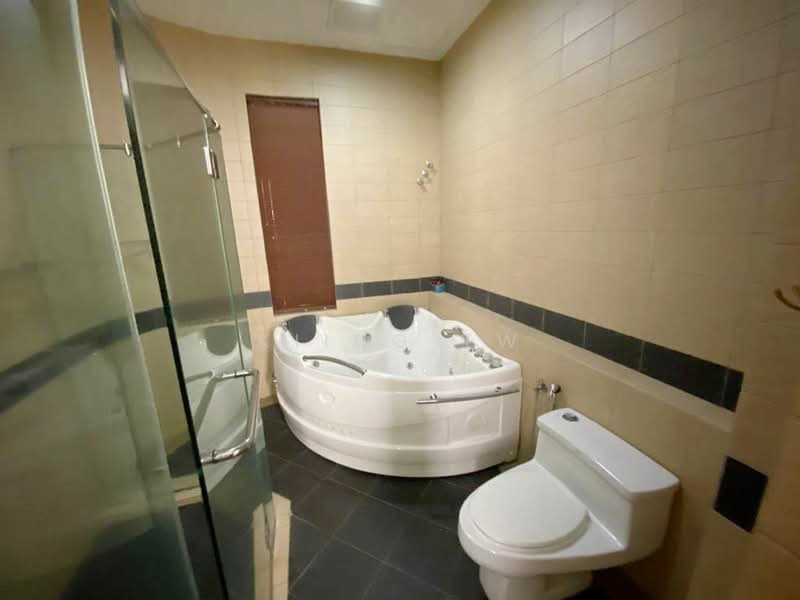 Bungalow House for Sale in Taman Sri Bintang (Kepong) - Kiing TW - Bathroom - PropertyGuru.com.my