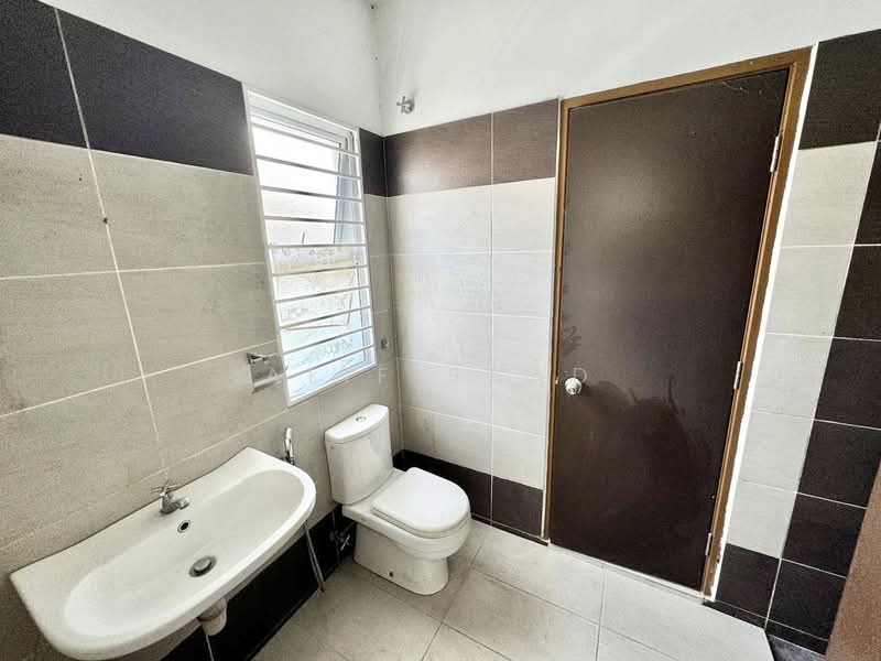 Rumah Teres 2 Tingkat untuk Dijual di Serene Heights (Semenyih) - Alif Saad - PropertyGuru.com.my