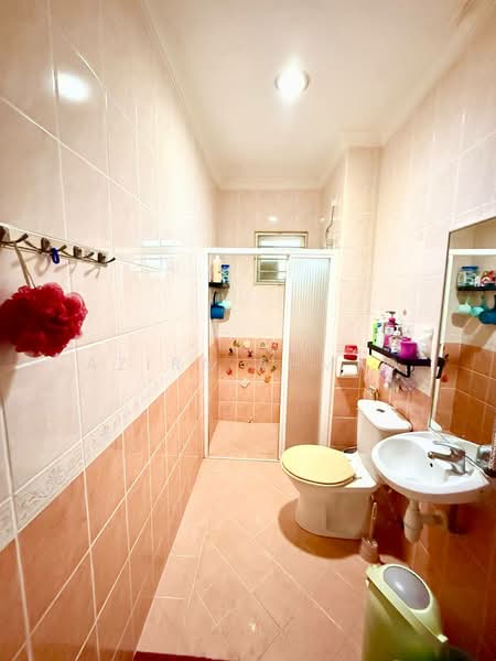 2-storey Terraced House for Sale in Perdana Lakeview East (Cyberjaya) - Azira Ahmad - Bathroom - PropertyGuru.com.my