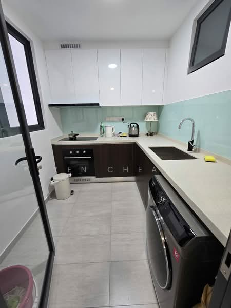 Servis Apartment untuk Disewa di Sunway Belfield - Yen Cheah - Kitchen - PropertyGuru.com.my