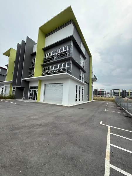 Semi-D Factory for Rent in Puchong Perdana (Selangor) - Annie Chong - Exterior - PropertyGuru.com.my