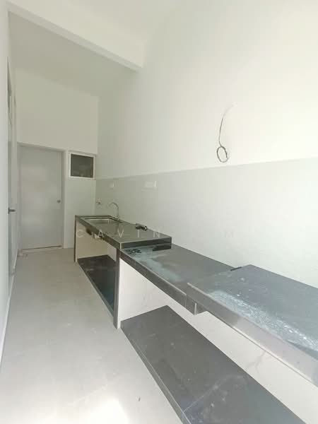 Rumah Kluster untuk Dijual di Johor Bahru (Johor) - Cavin Sim - Kitchen - PropertyGuru.com.my