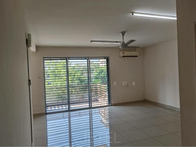 Rumah Teres 2 Tingkat untuk Dijual di Pandamaran (Klang) - Daniel Kok - Living Room - PropertyGuru.com.my