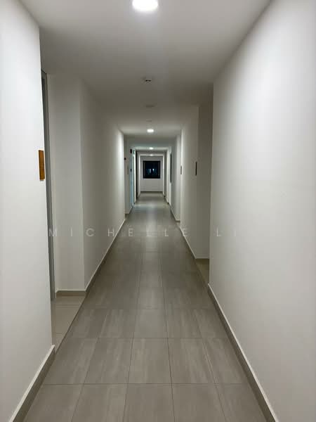 Kondominium untuk Dijual di One Equine - Michelle Lim - Corridor - PropertyGuru.com.my