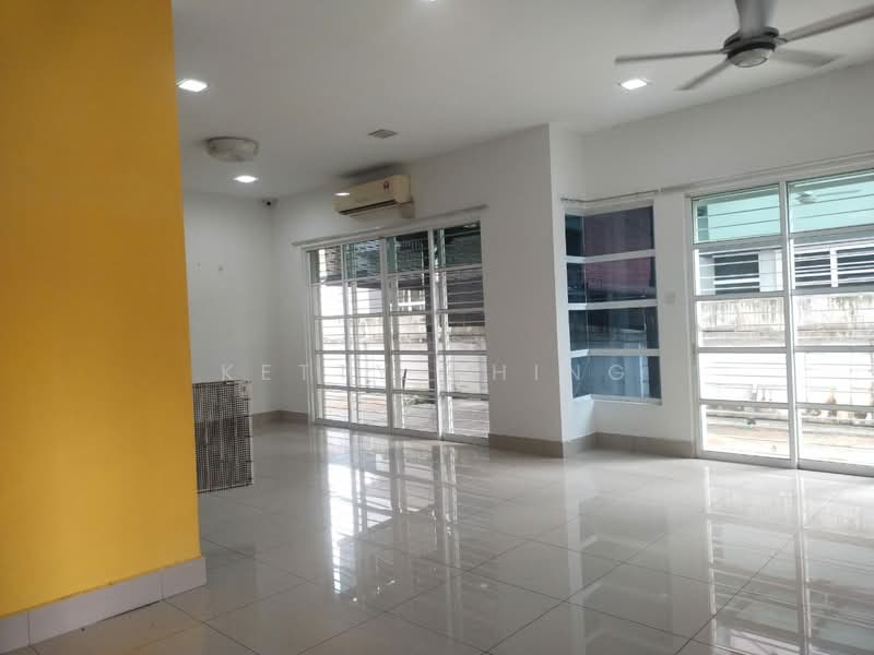 Rumah Banglo untuk Dijual di Selayang (Selangor) - Ketty Ching - Living Room - PropertyGuru.com.my