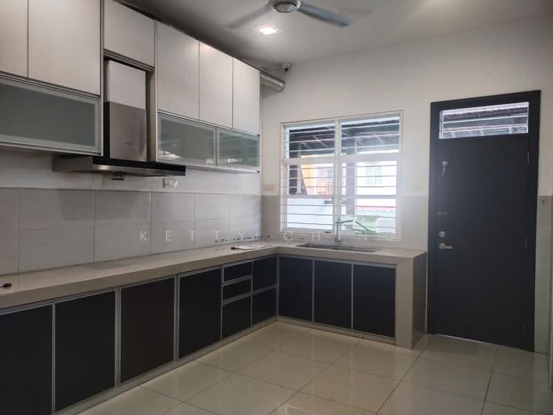 Rumah Banglo untuk Dijual di Selayang (Selangor) - Ketty Ching - Kitchen - PropertyGuru.com.my