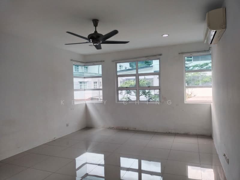 Rumah Banglo untuk Dijual di Selayang (Selangor) - Ketty Ching - Living Room - PropertyGuru.com.my