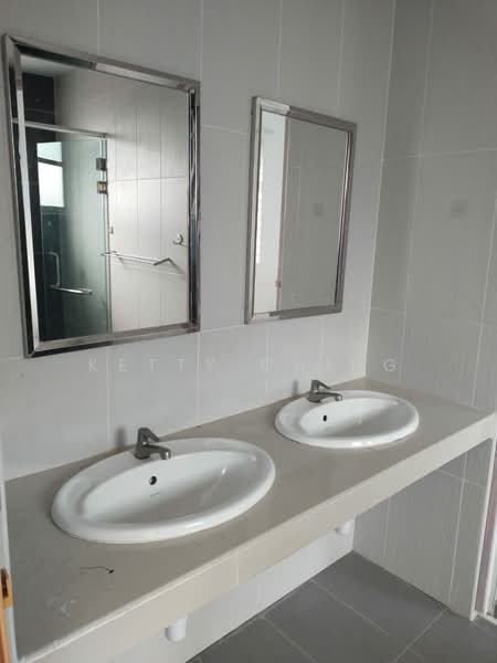 Rumah Banglo untuk Dijual di Selayang (Selangor) - Ketty Ching - Bathroom - PropertyGuru.com.my