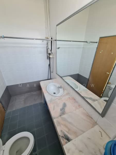 Rumah Teres 2 Tingkat untuk Dijual di Rahang (Seremban) - Marcus Yeow - Bathroom - PropertyGuru.com.my