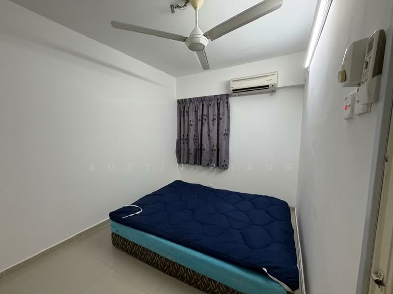 Apartment for Rent at Pangsapuri Danau Pandan 1 - Austin Phang - Bedroom - PropertyGuru.com.my