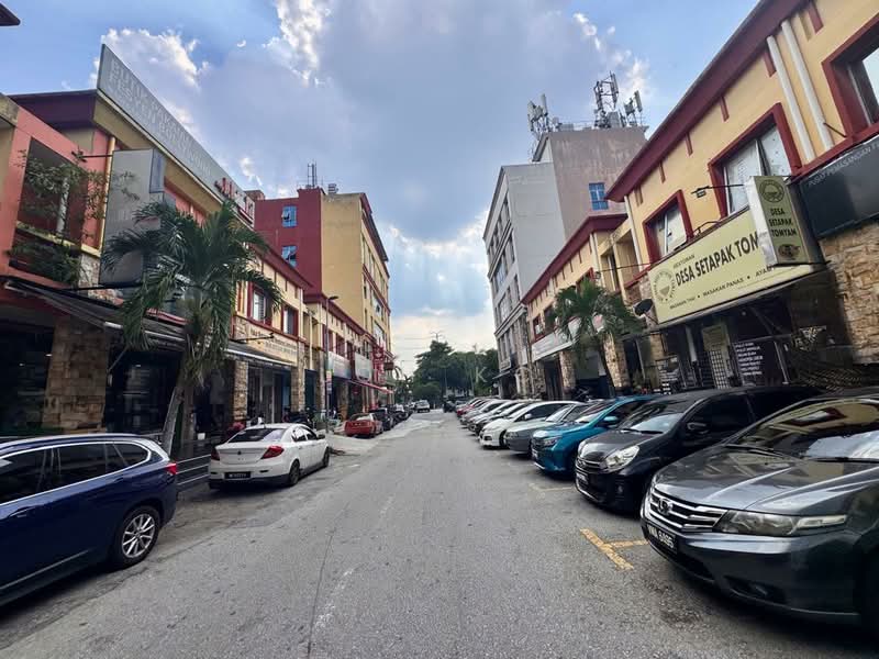 Shop for Rent in Ampang (Selangor) - Loh KC - Exterior - PropertyGuru.com.my