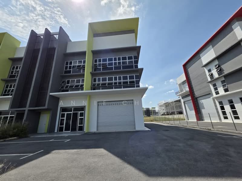 Warehouse for Rent in Puchong Perdana (Selangor) - Annie Chong - Exterior - PropertyGuru.com.my