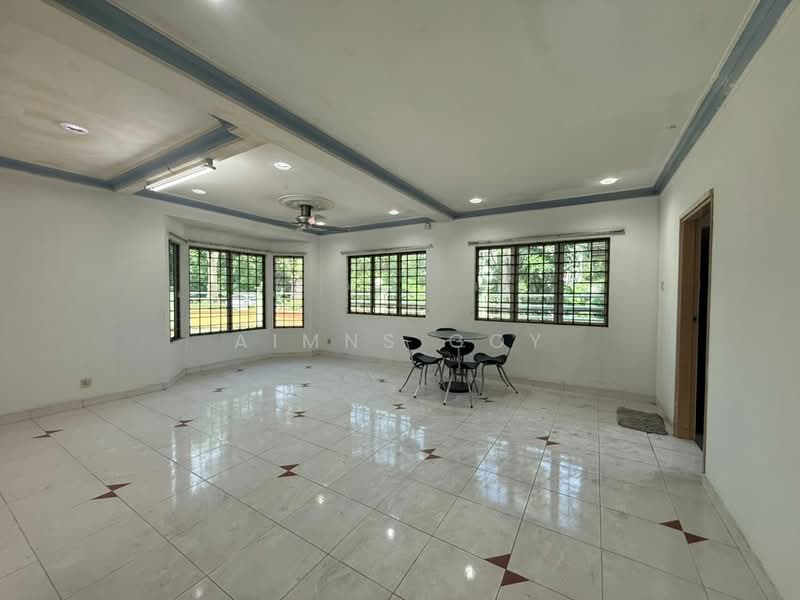 Rumah Teres 2 Tingkat untuk Disewa di Taman Bukit Mewah (Kajang) - Aimns Goy - Living Room - PropertyGuru.com.my