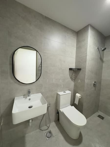 Servis Apartment untuk Disewa di Arunya @ KL North - Renetta Jau - Bathroom - PropertyGuru.com.my